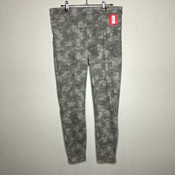 NWT‎ Spanx Stone Washed Camouflage Pull-On Jean-ish Ankle Leggings Size XL - Picture 2 of 11